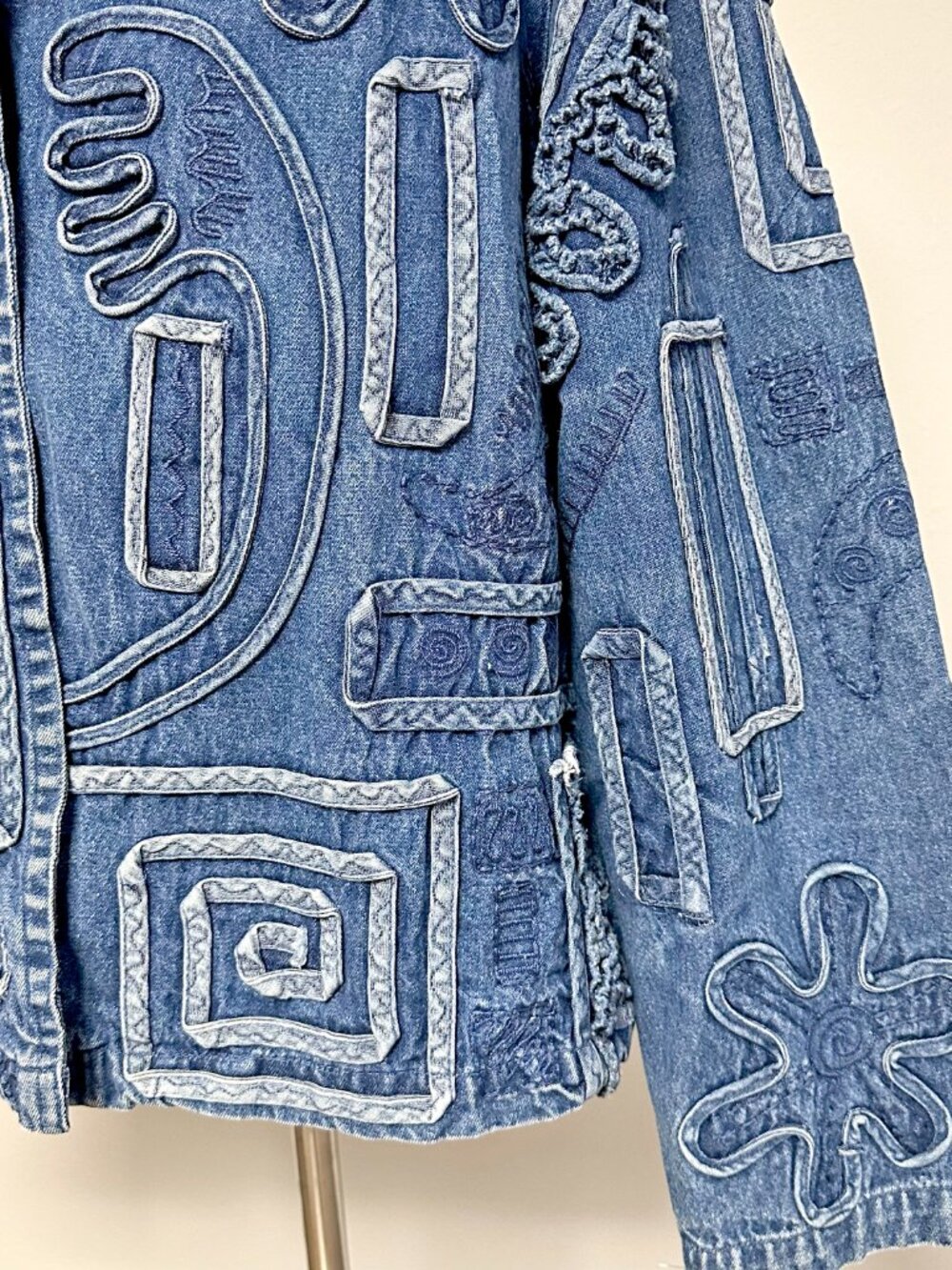 New Directions Art-to-Wear Jacket - Picture 5 of 12